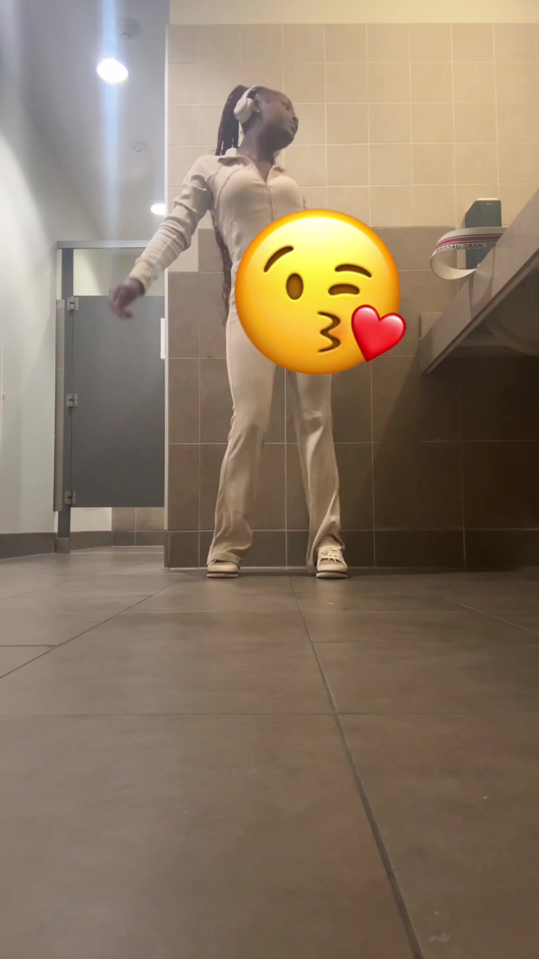 @evbbbluvvvssnaeeee