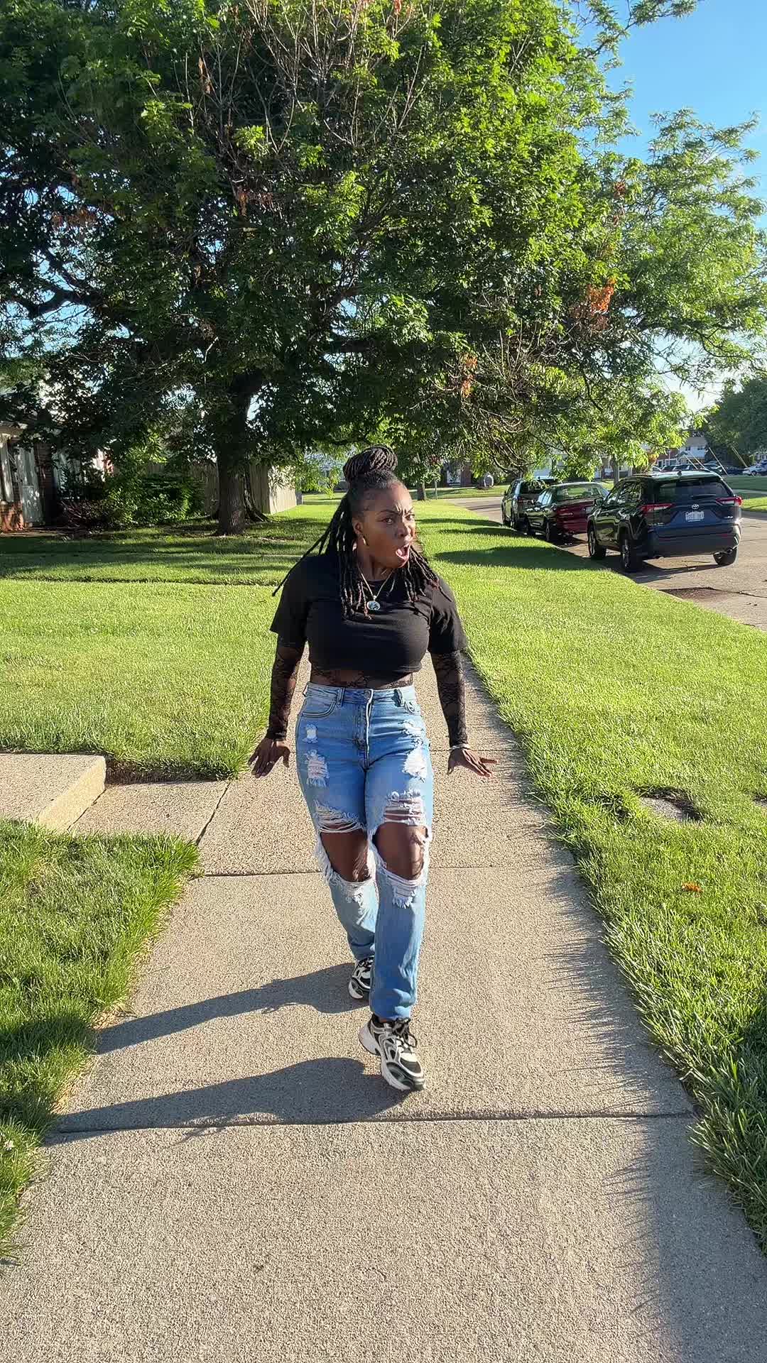 @Mone&rsquo;t Greenlee 👑🌷💜
