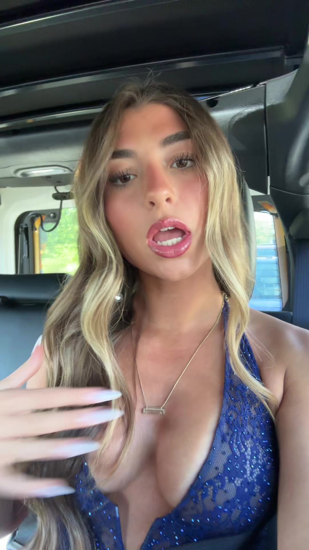 @supersecretprivbemyfriend