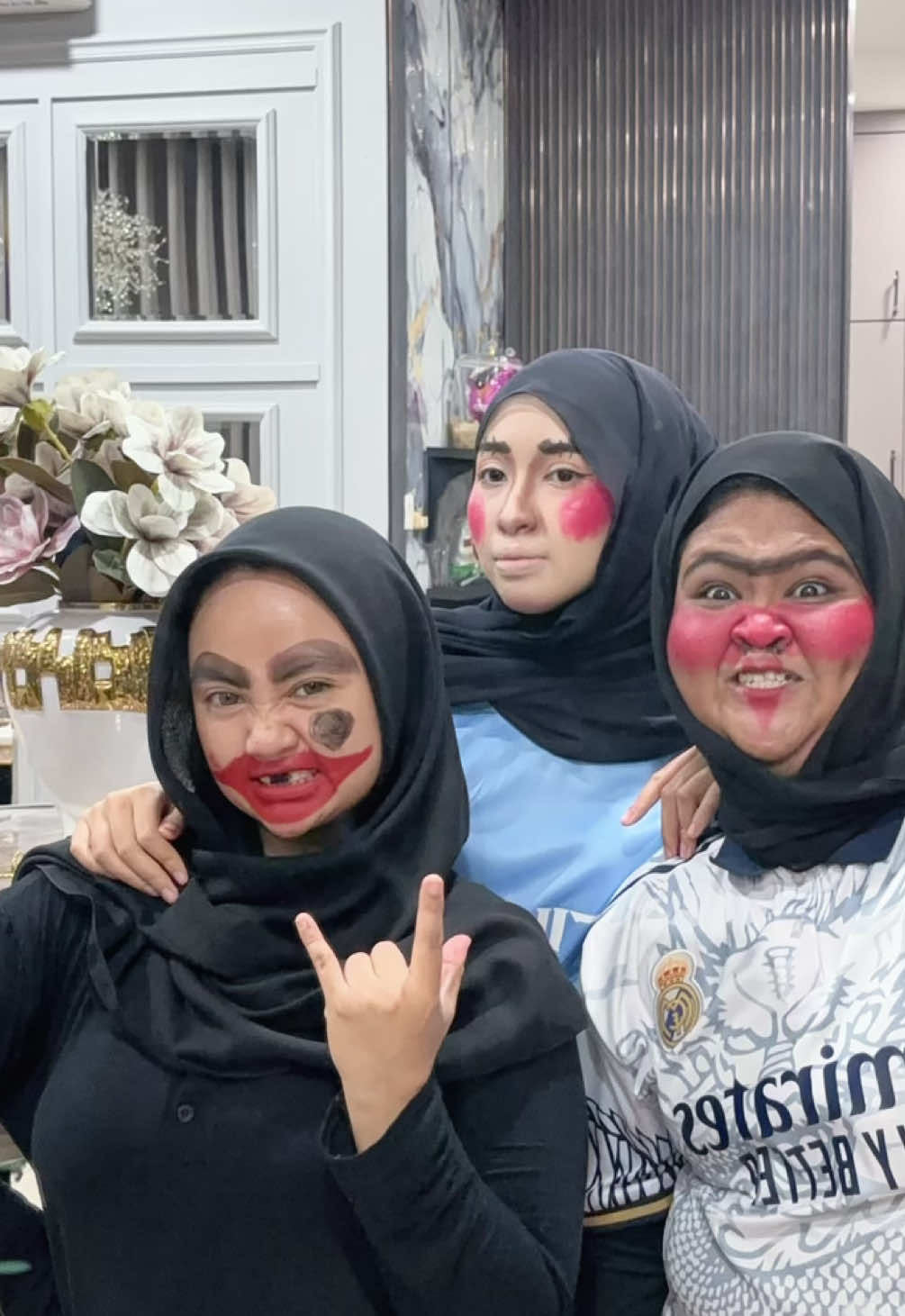 @Syazaliiii