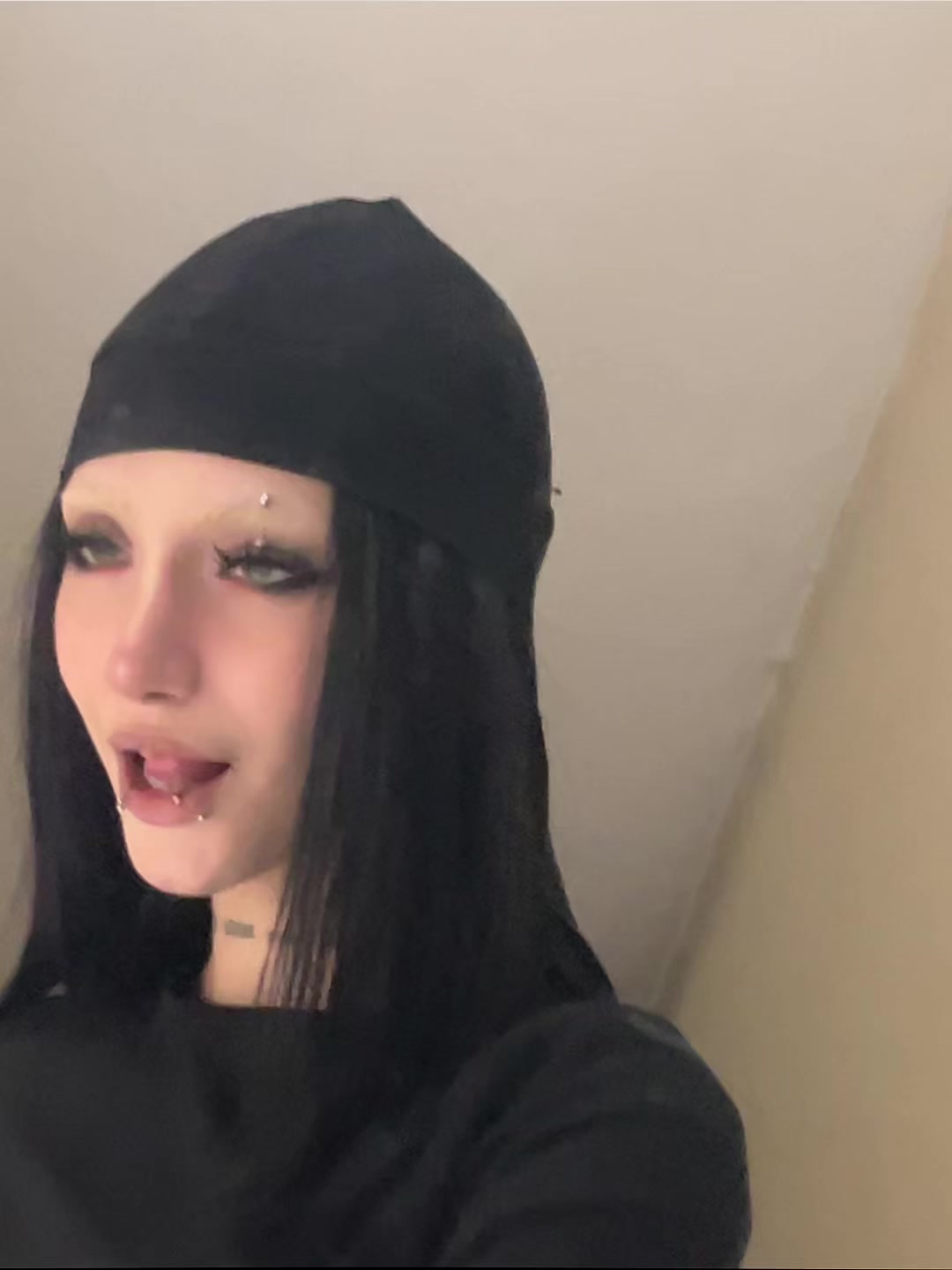 @Thereddestcolor
