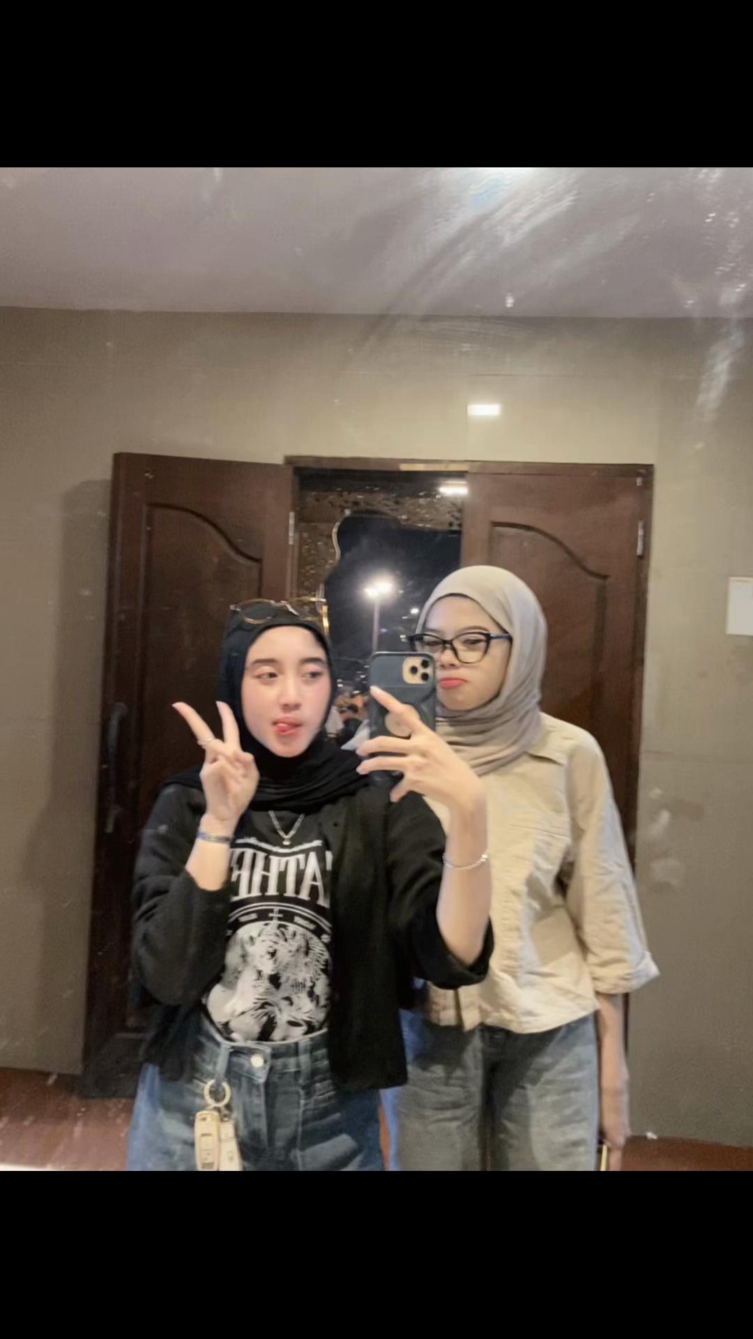 @nisrinn_14
