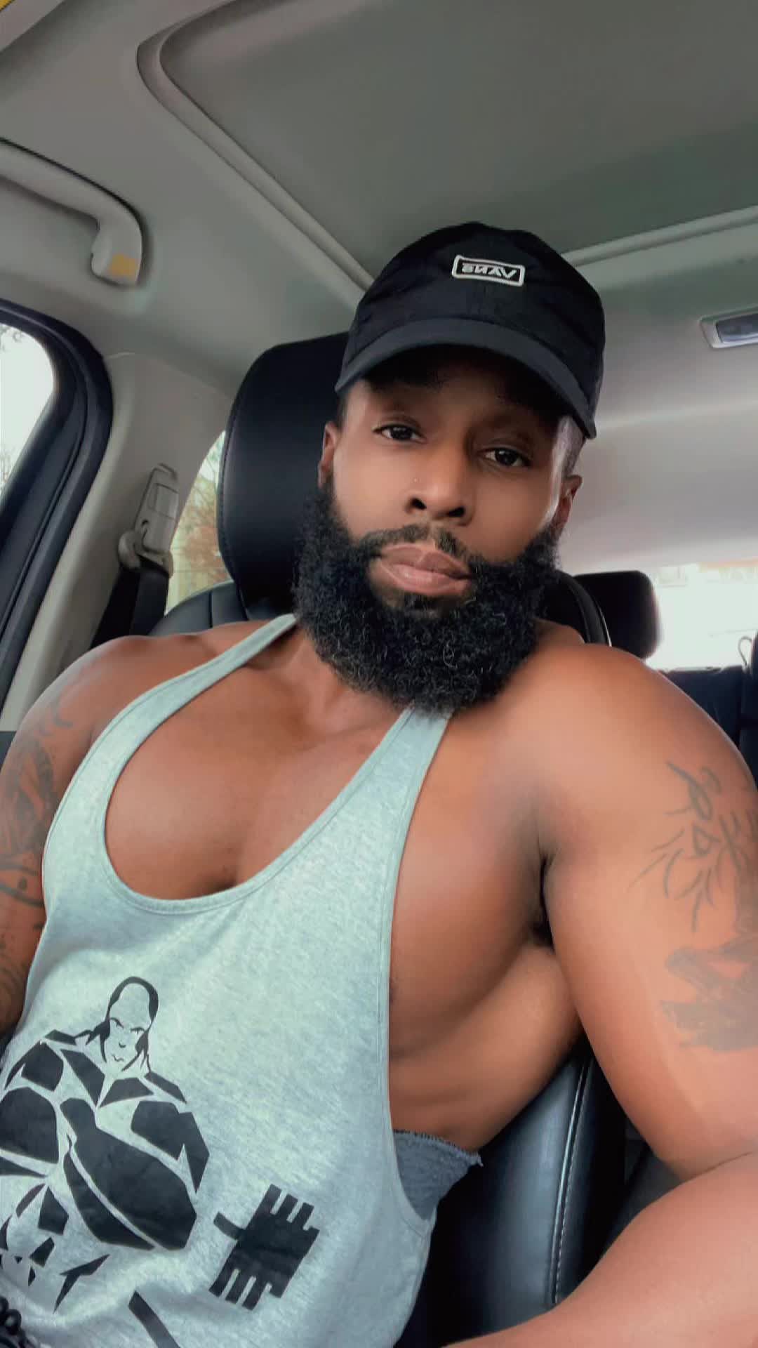 @firstname_leon