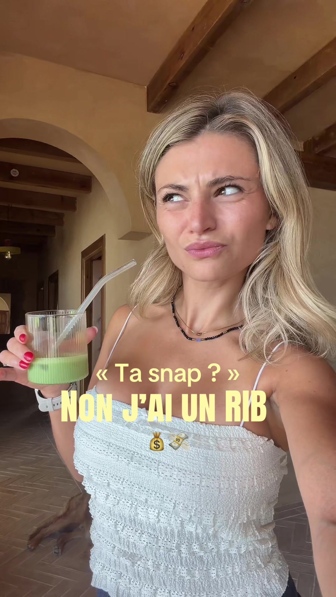 @zoeblondy