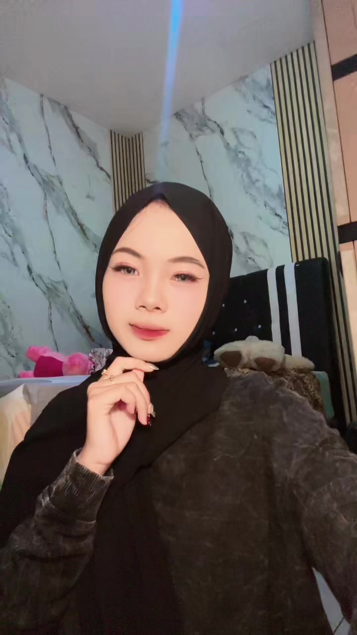 @_ayiiyeee