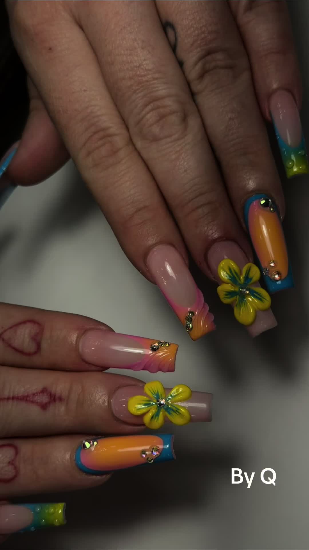 @NailswithTeena