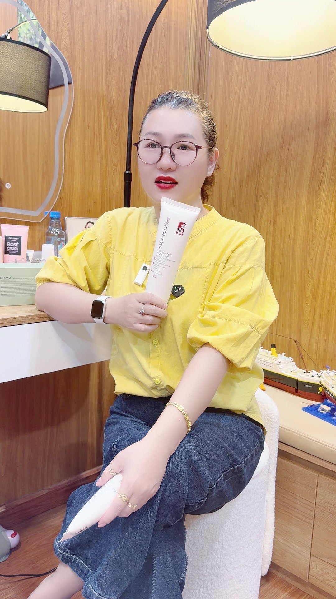 @Ổ Của Lộc1376