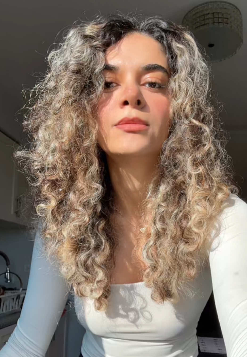 @Niousha