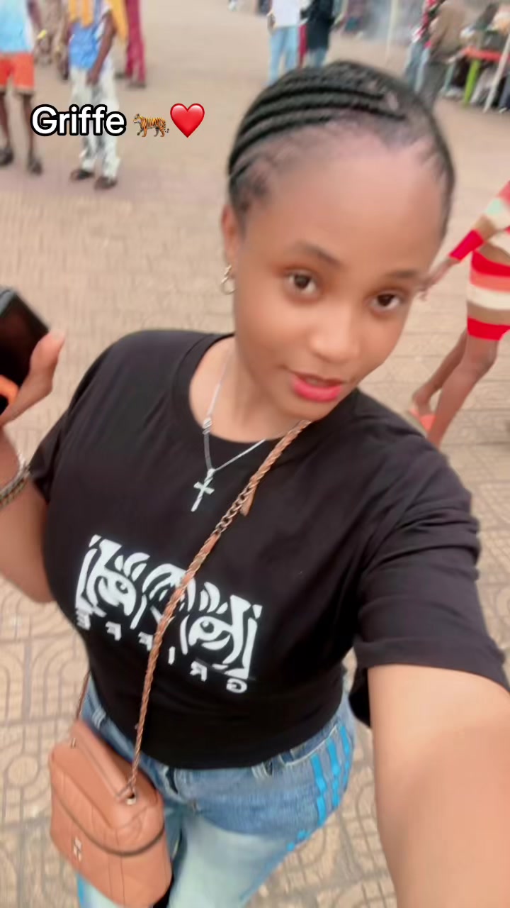 @Exaucia Lukau🧜♀️🌚🕊️💋