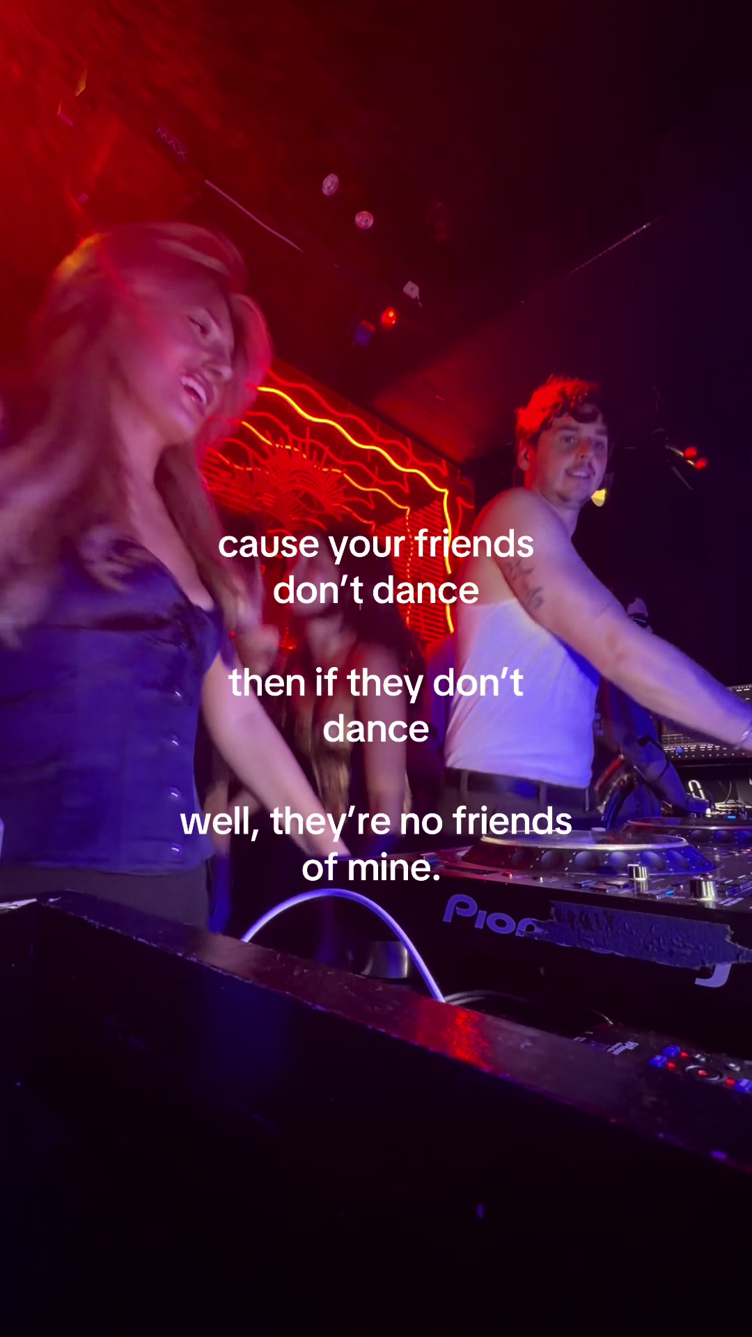 @lil