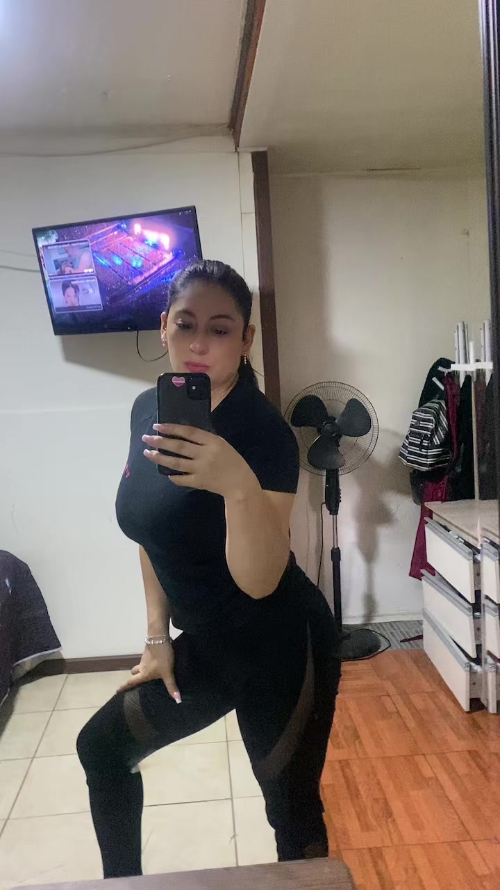 @Sandrita la sensual