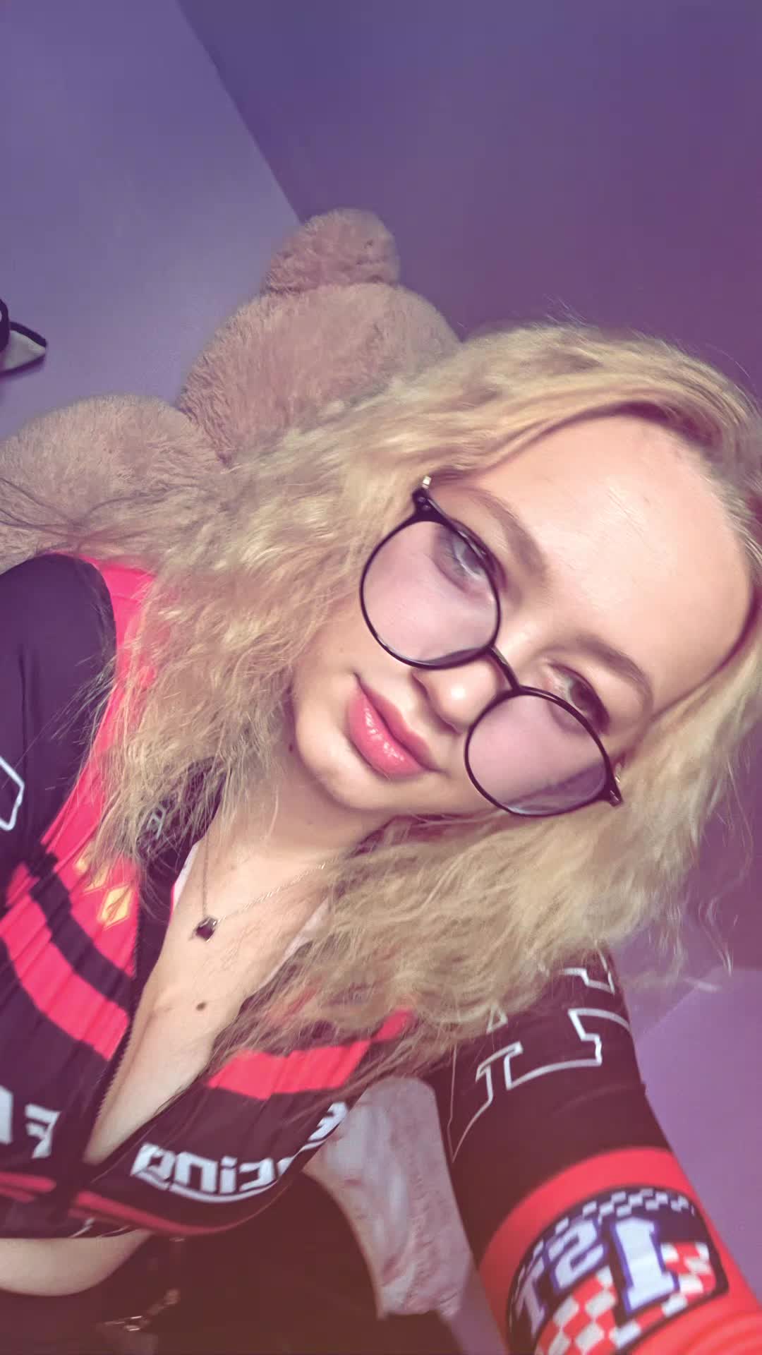 @Mara🫵