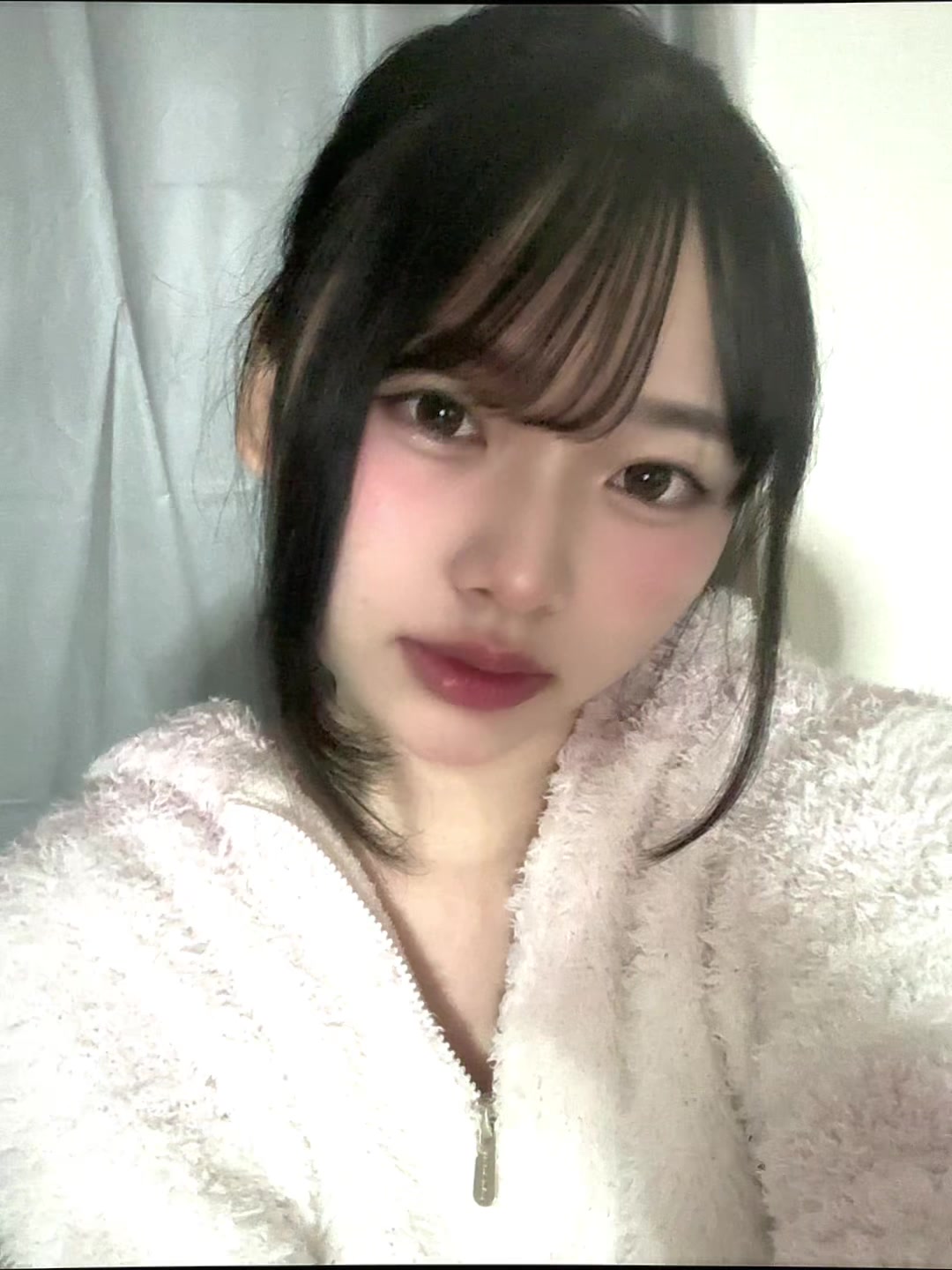 @ももか