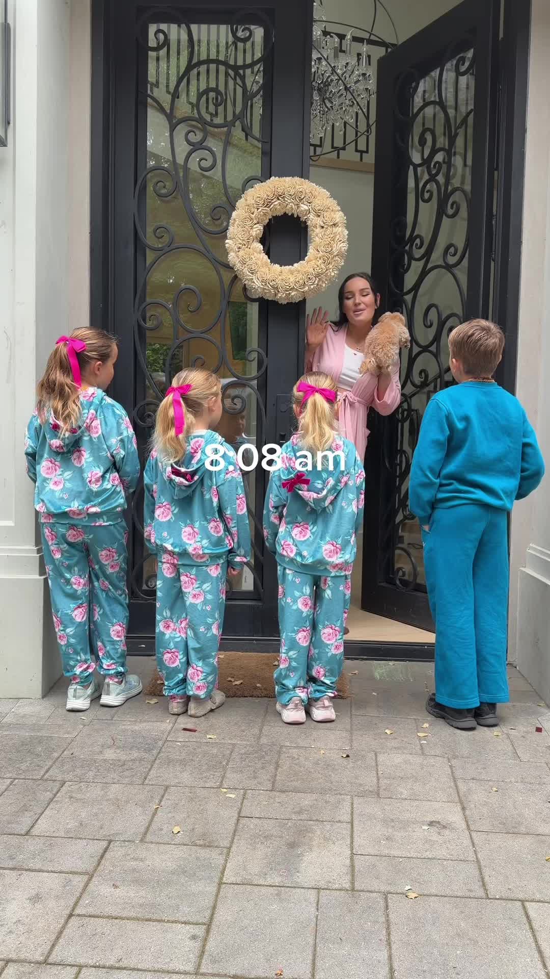 @annatwinsies
