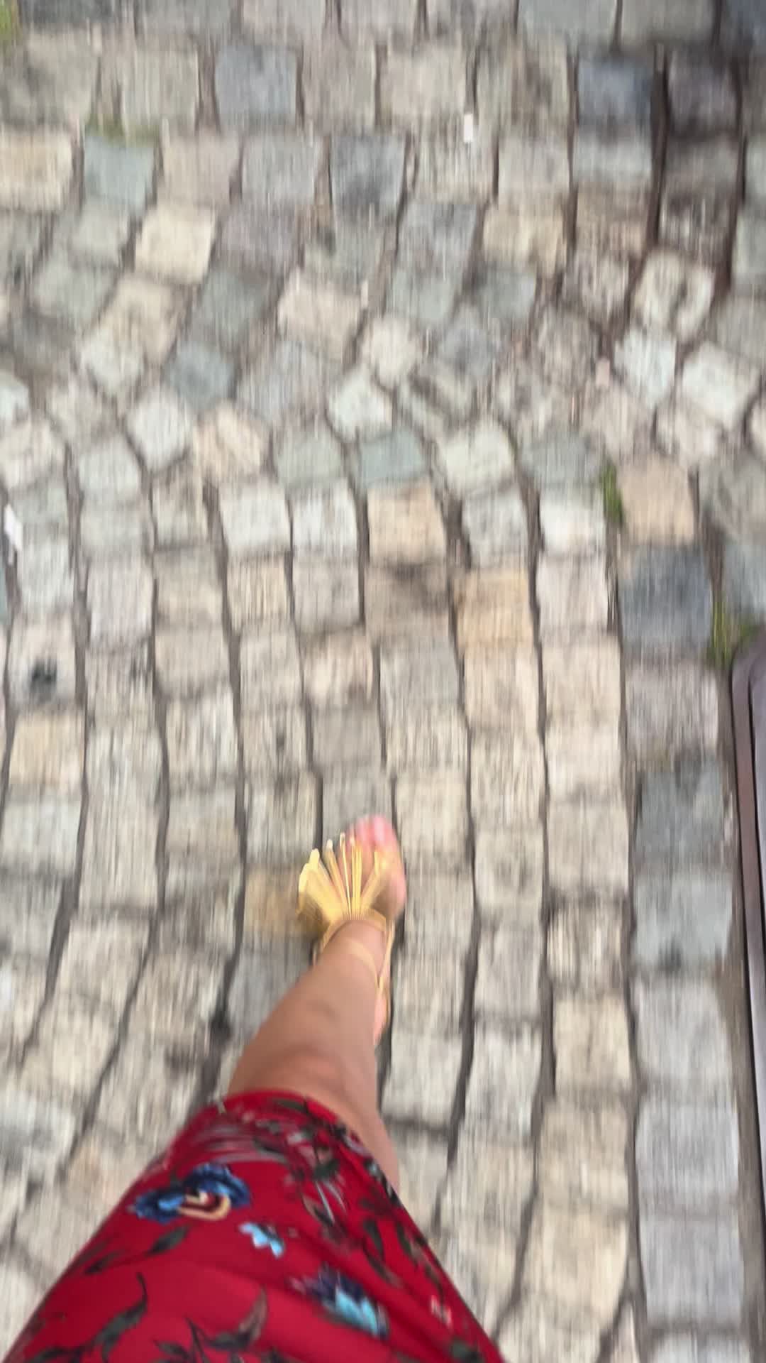 @queen_katti