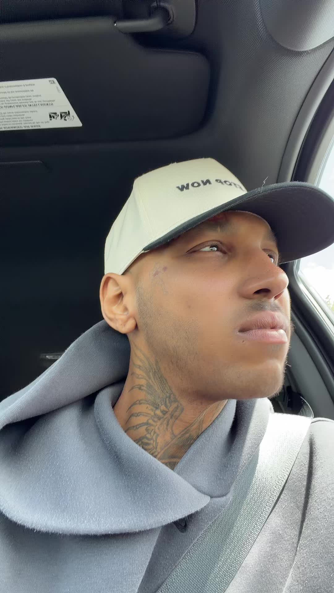 @Marcel🦈