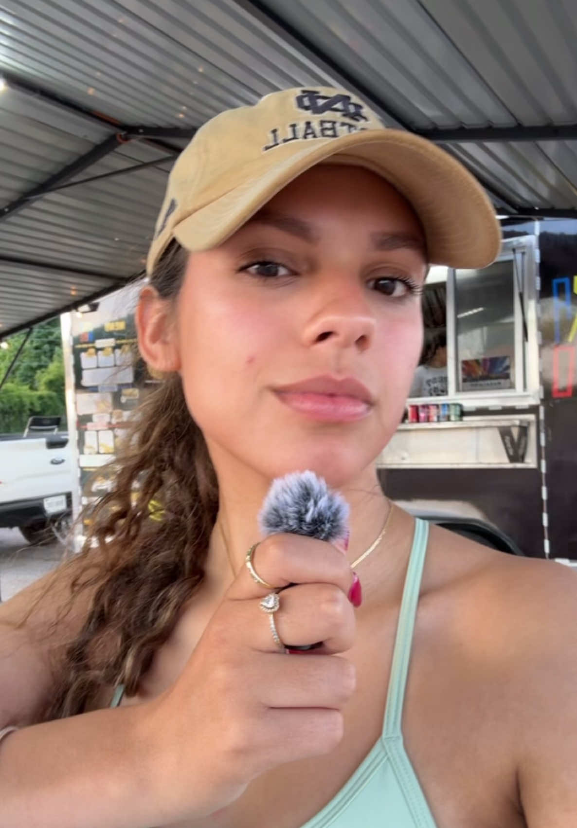 @Valentina