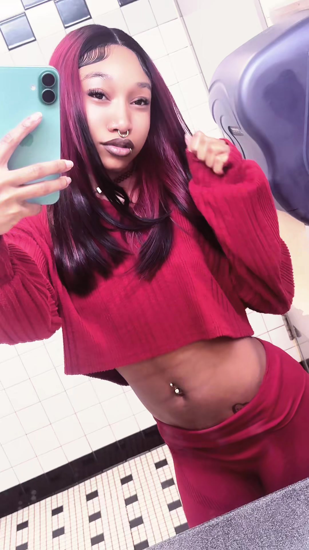 @Shyra😋😋