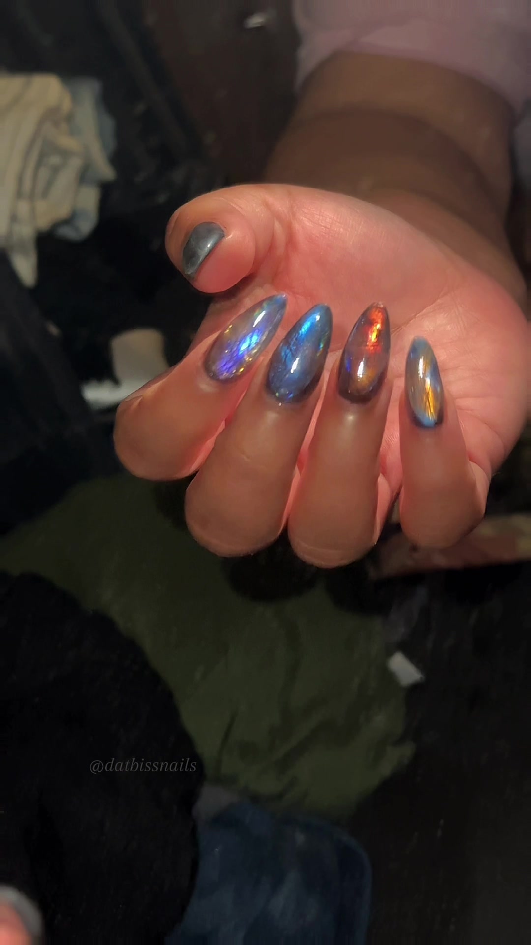 @Dat Biss Nails