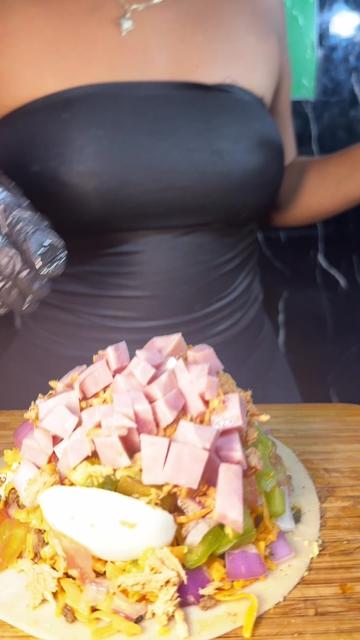@dlucyempanadas