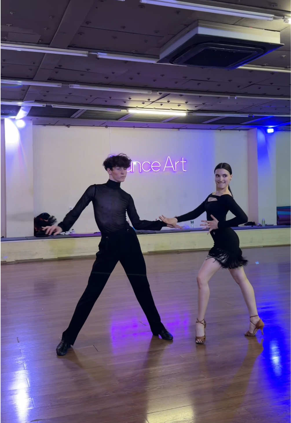@dance_lena