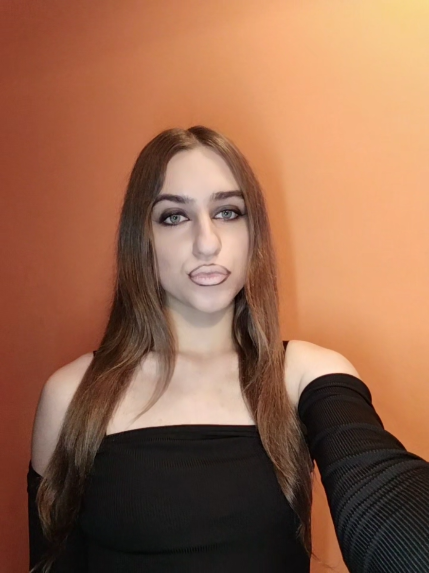 @_sofia.swan_