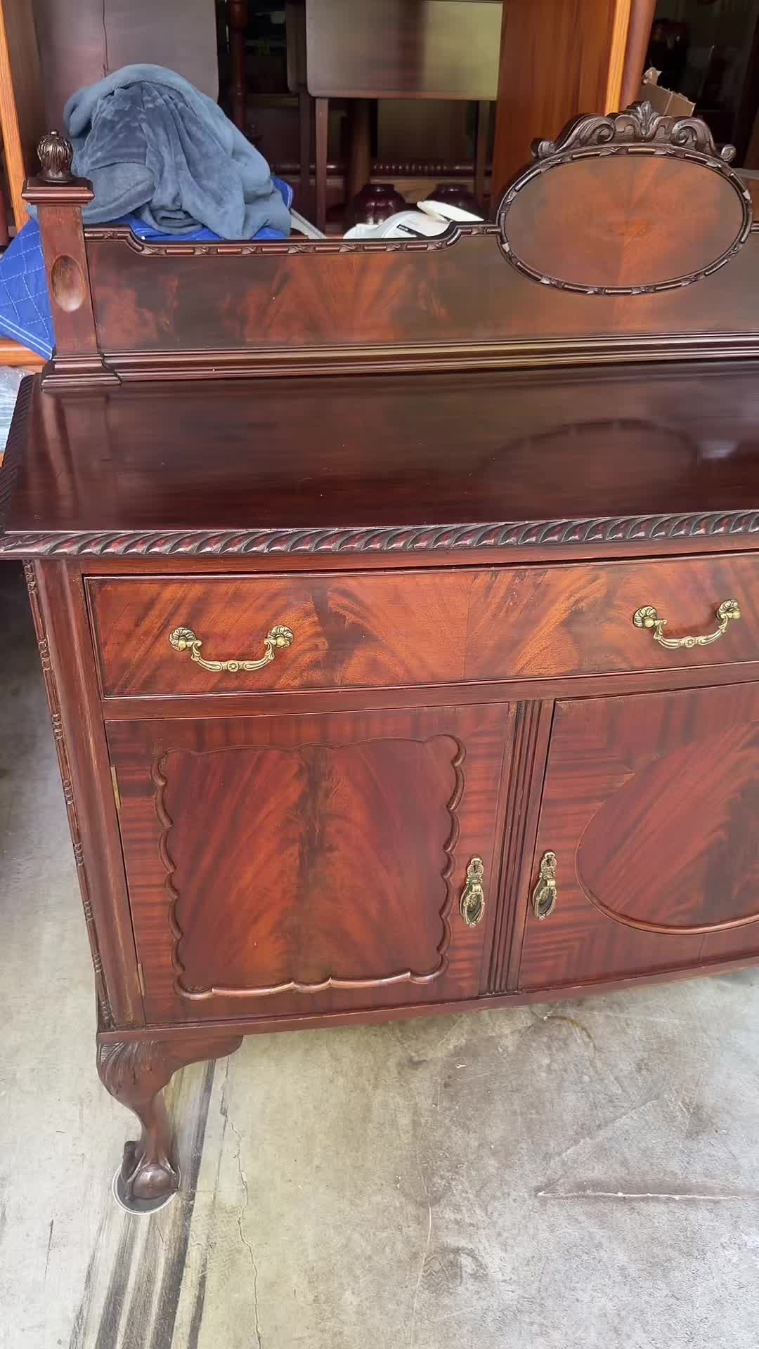 @furniturefreak0