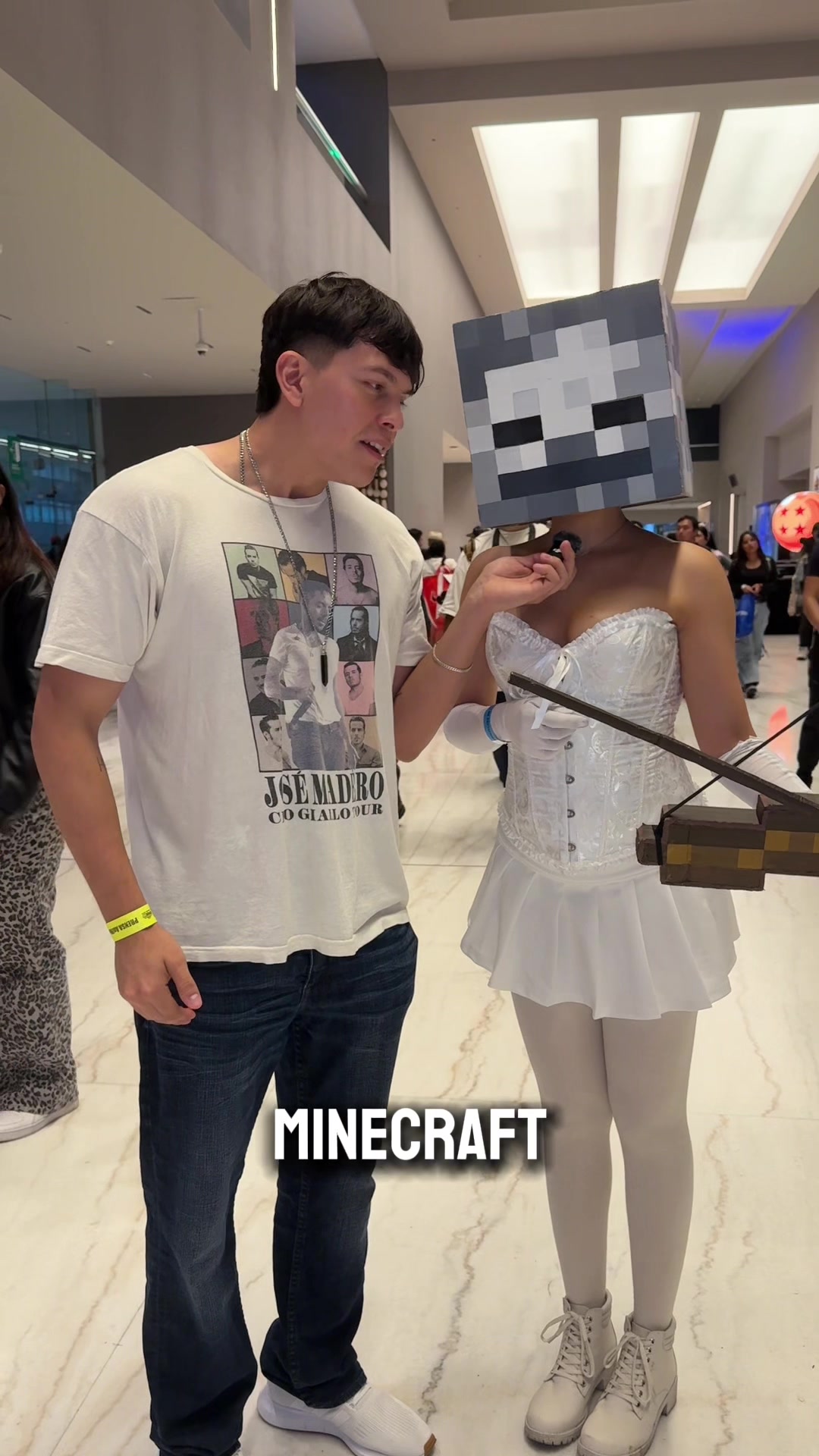 @Adán Mares