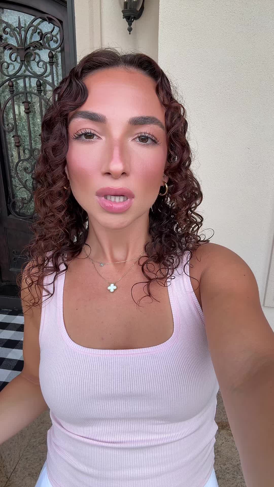 @Alexis