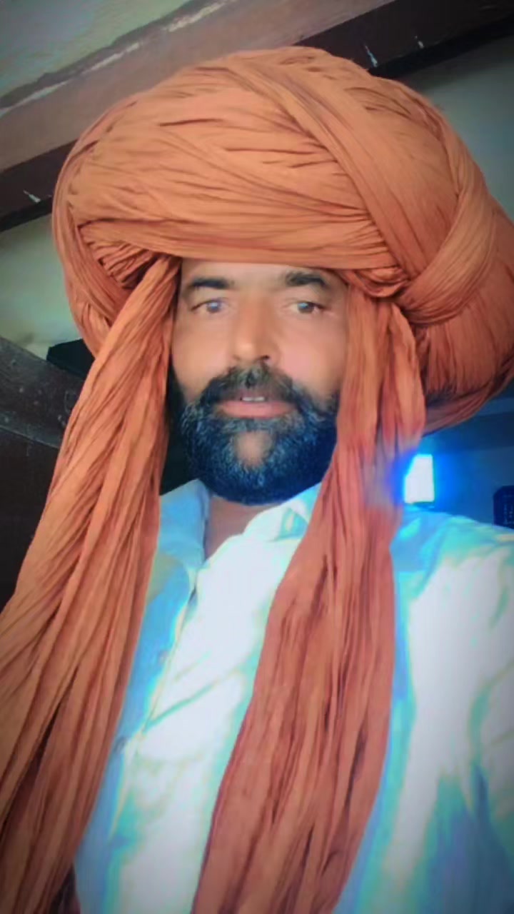 @Zameer Blouch