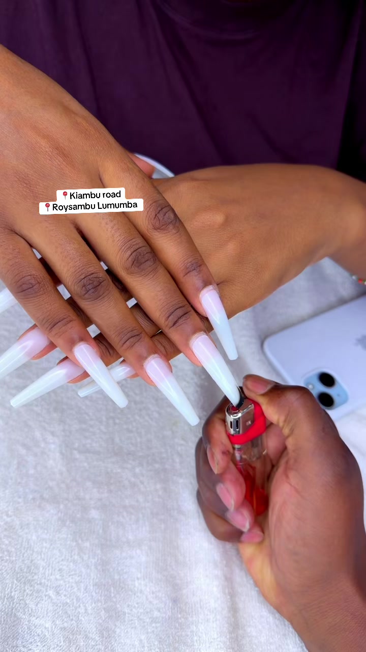 @GEECURLY SALON