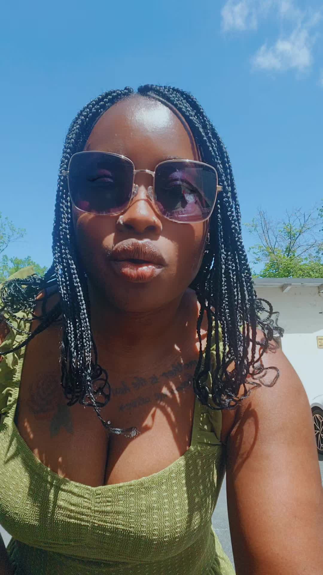 @callmetheboysqueen