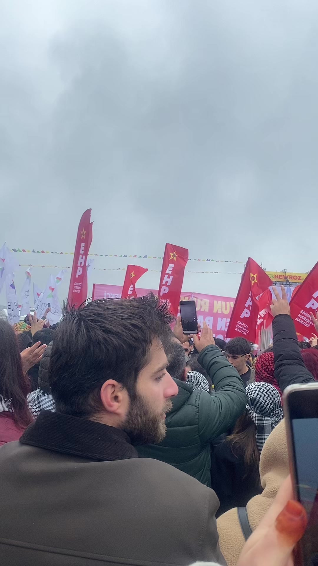 @✌️Kêçâ kurd'a✌️