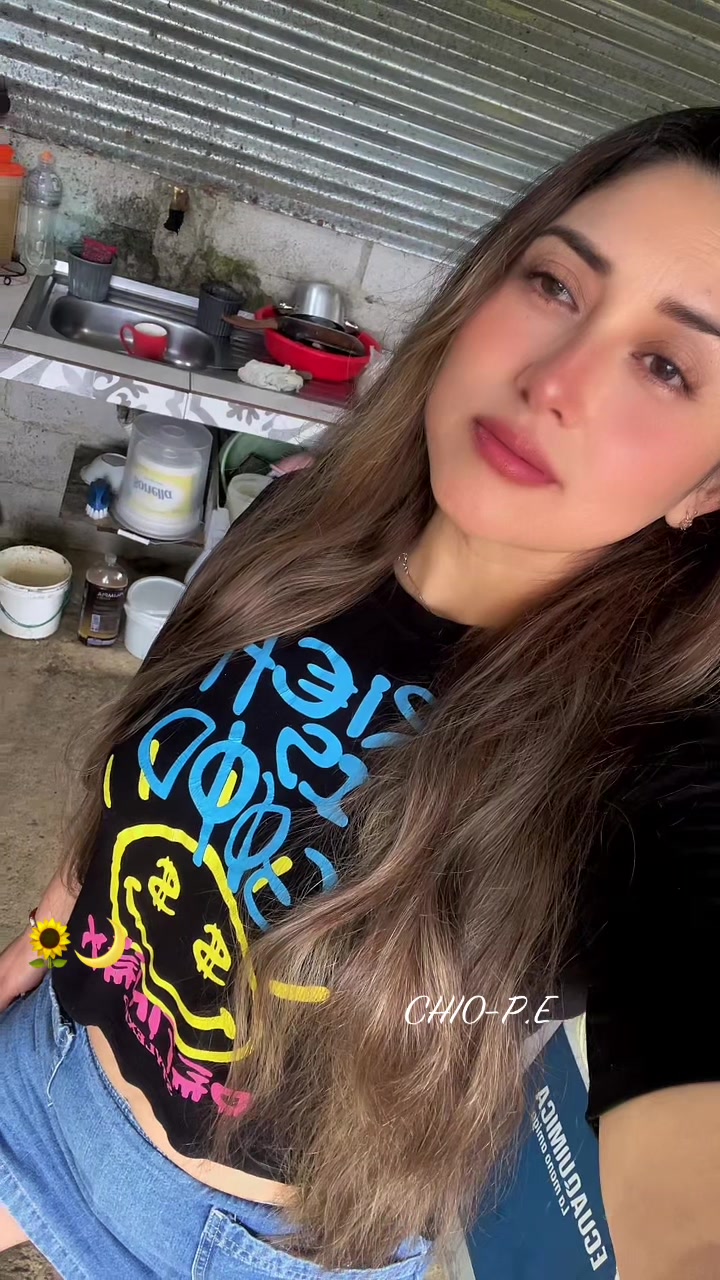 @𝕮𝖍𝖎𝖔 𝕰𝖓𝖈𝖆𝖑𝖆𝖉𝖆 🌻🌵