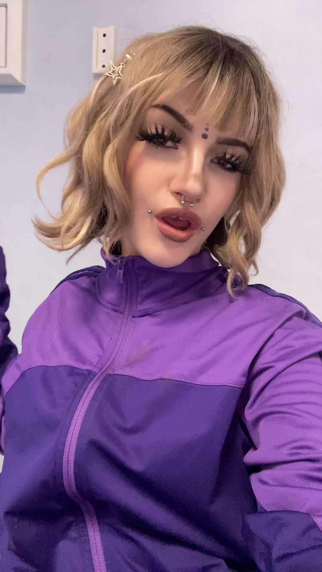 @८คԲԲ૯ɿՈค