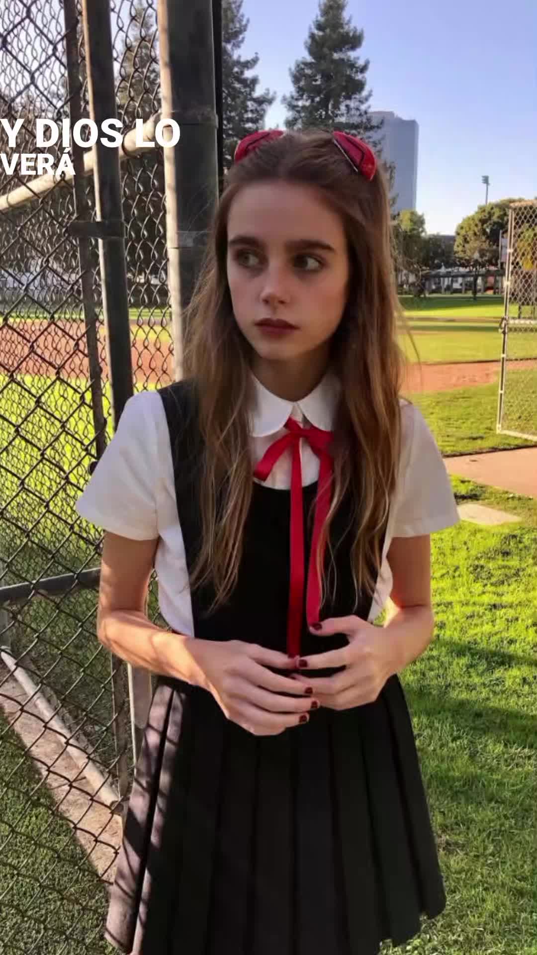 @annakafournet17
