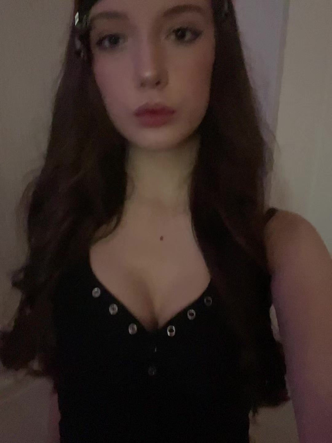 @LonelyCryGirl