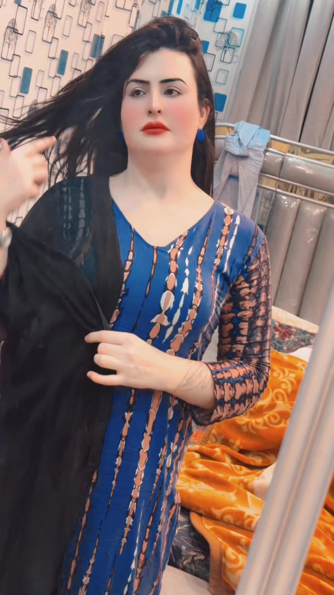 @Riya Khan34