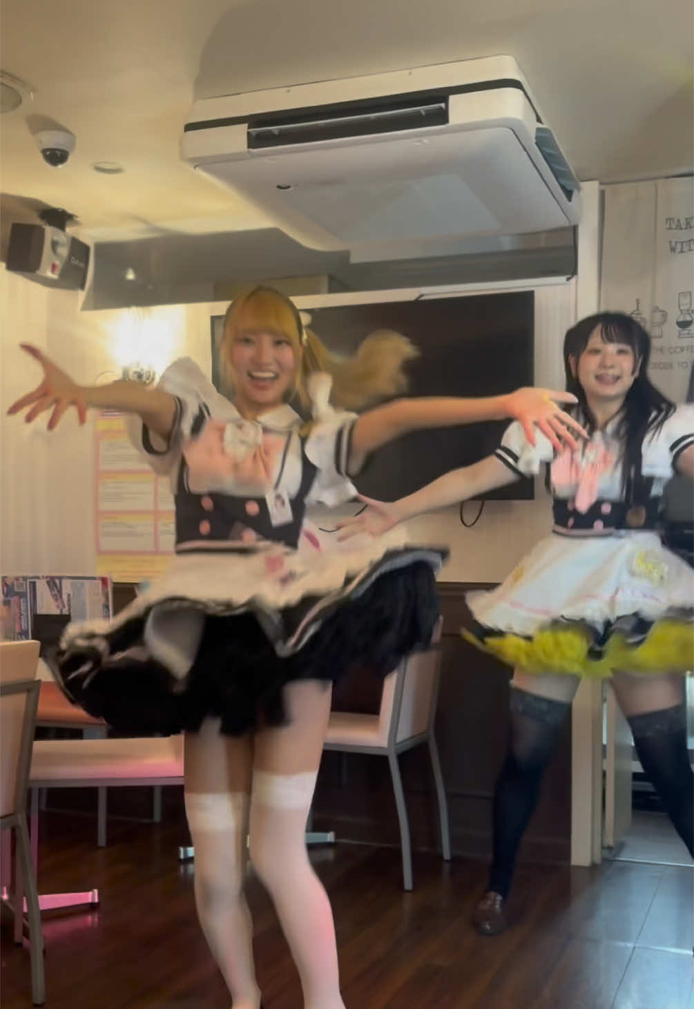 @めいどりーみん 新宿東口店