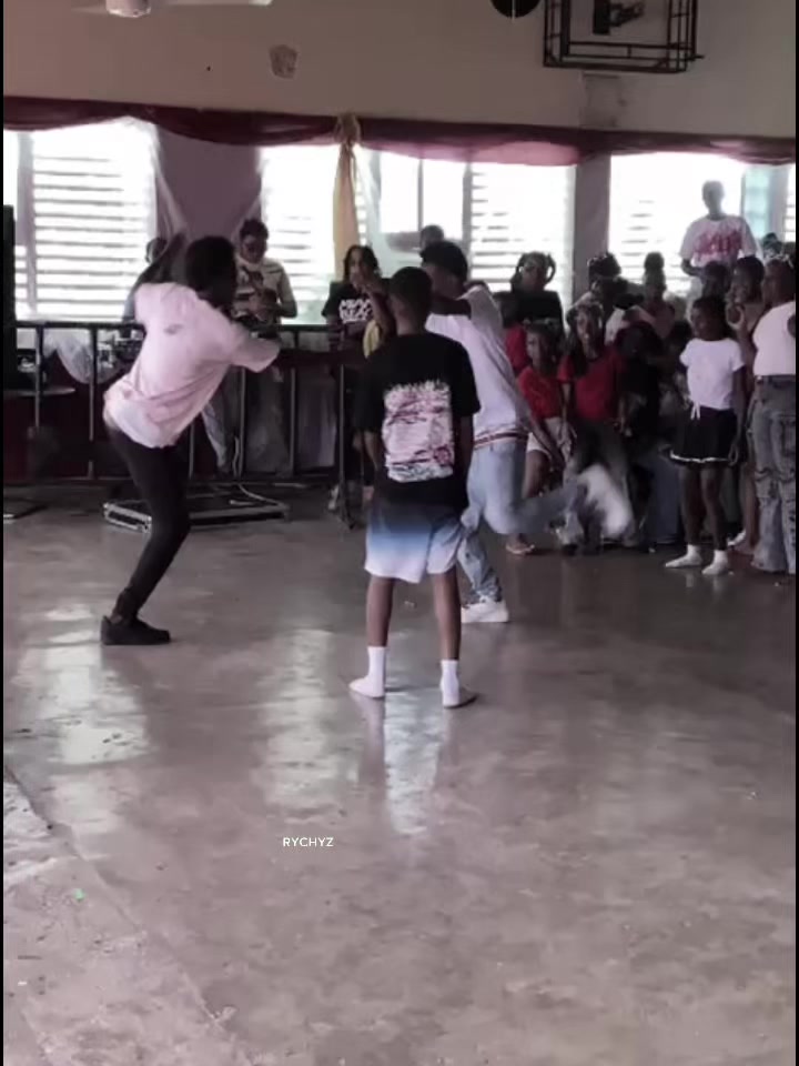 @Bugs_strikeforce 🇯🇲🔥