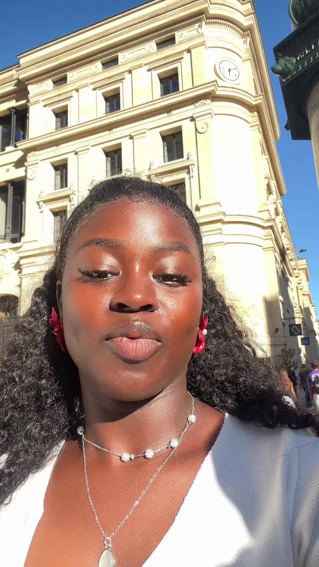 @Sona❤️Saloni🇬🇳