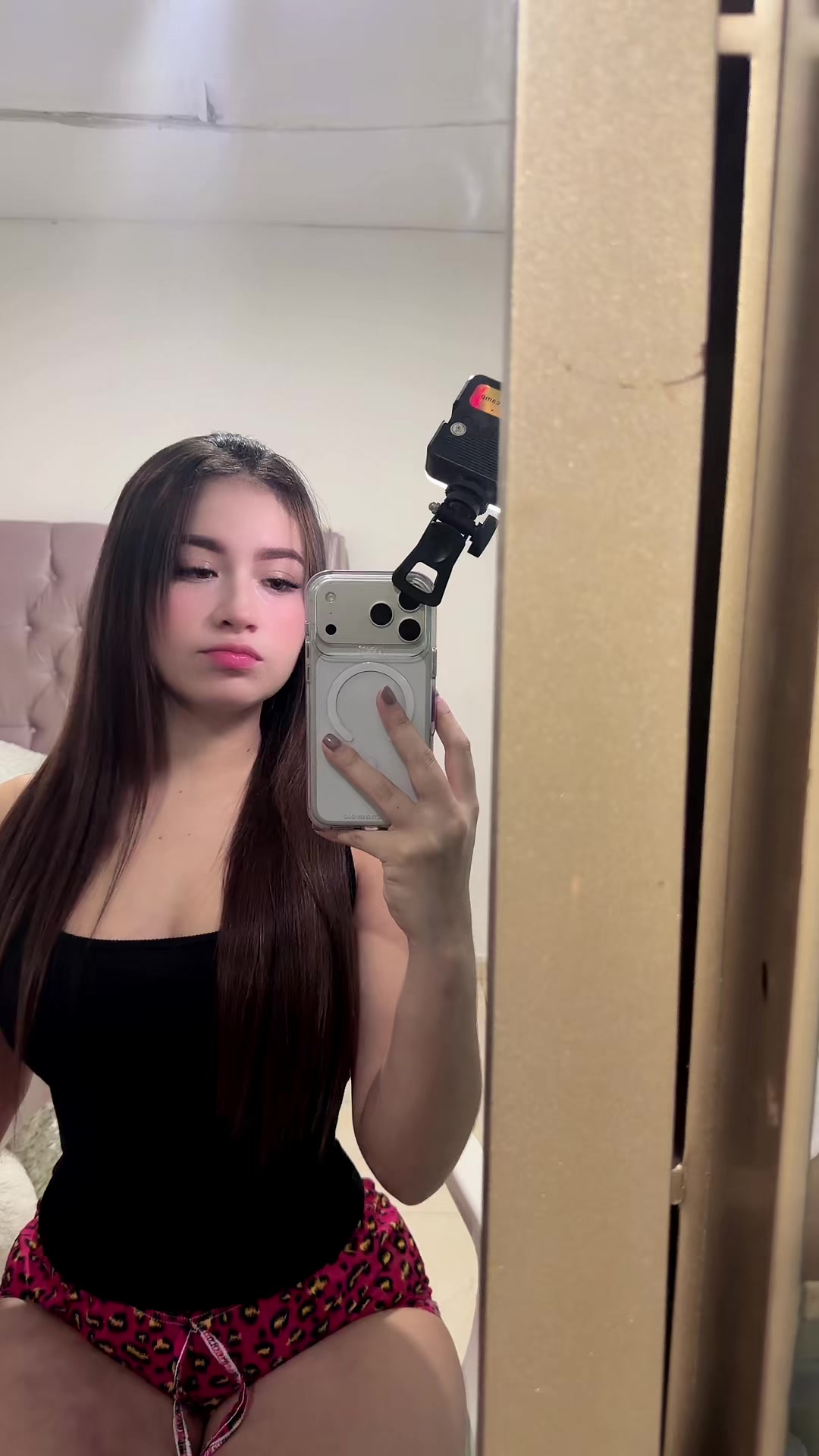 @Camila🐈