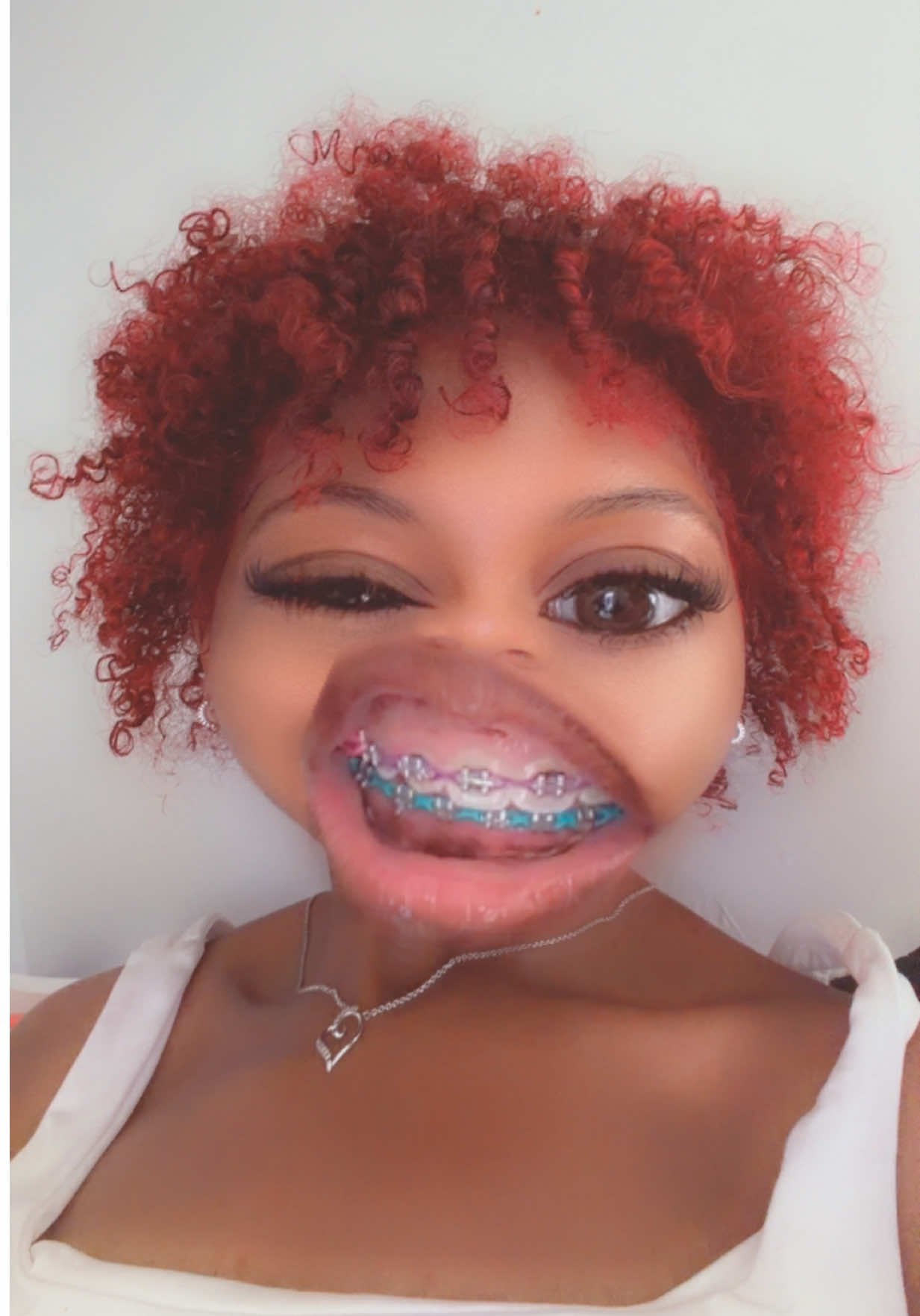 @♱