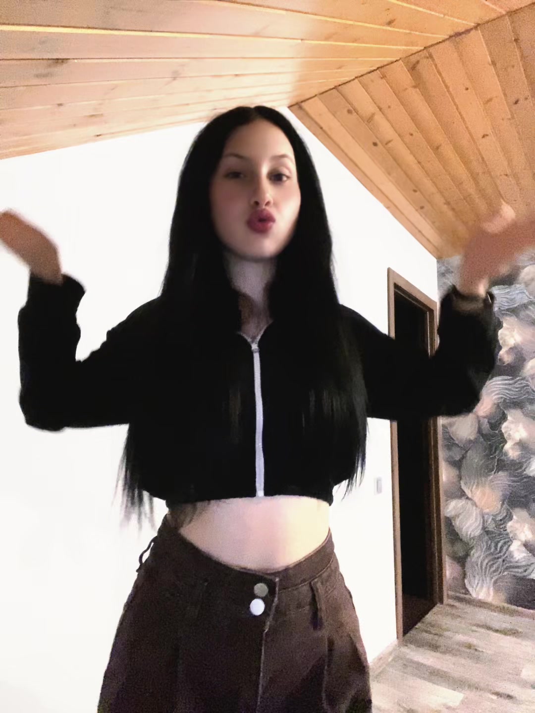@ekat023