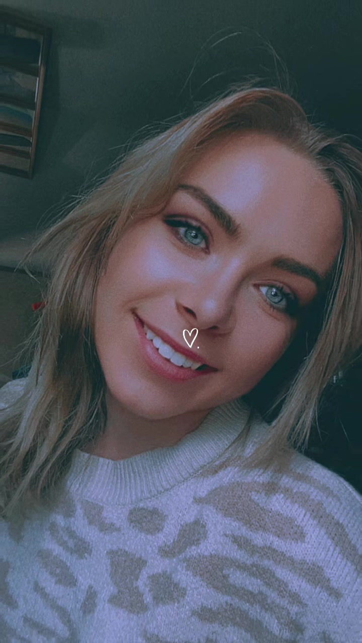 @breannaestelle