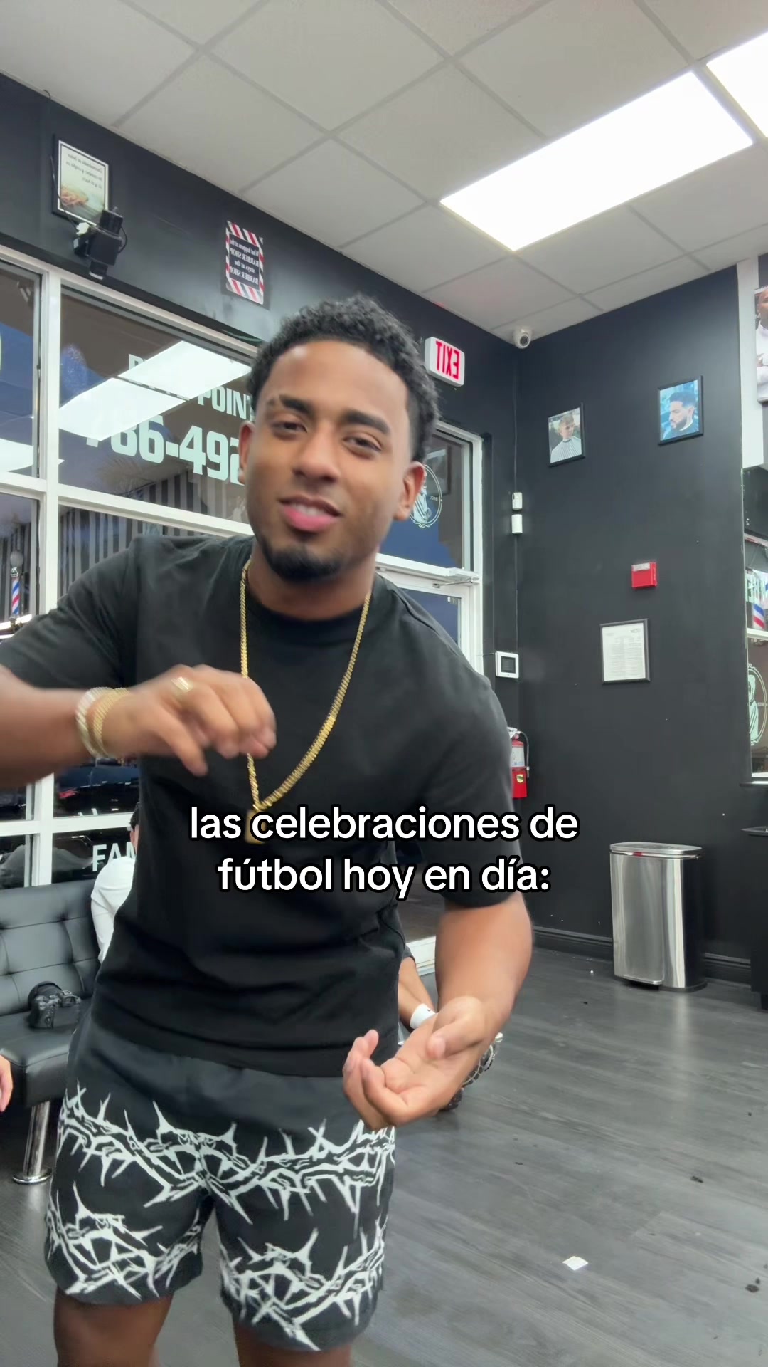 @César Luján