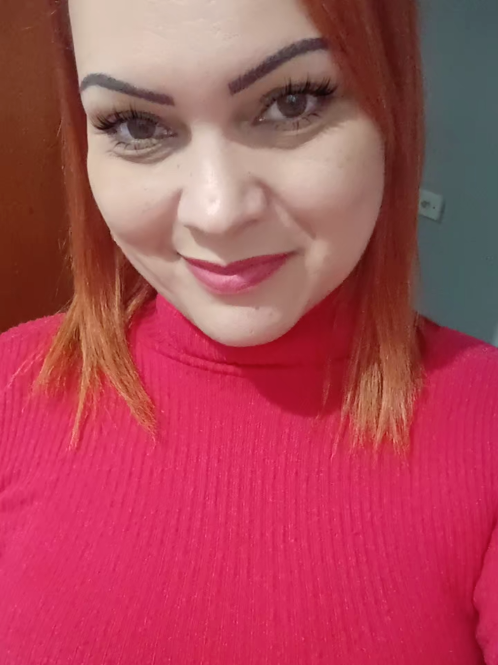 @Lyla  Pereira 🥂🍓