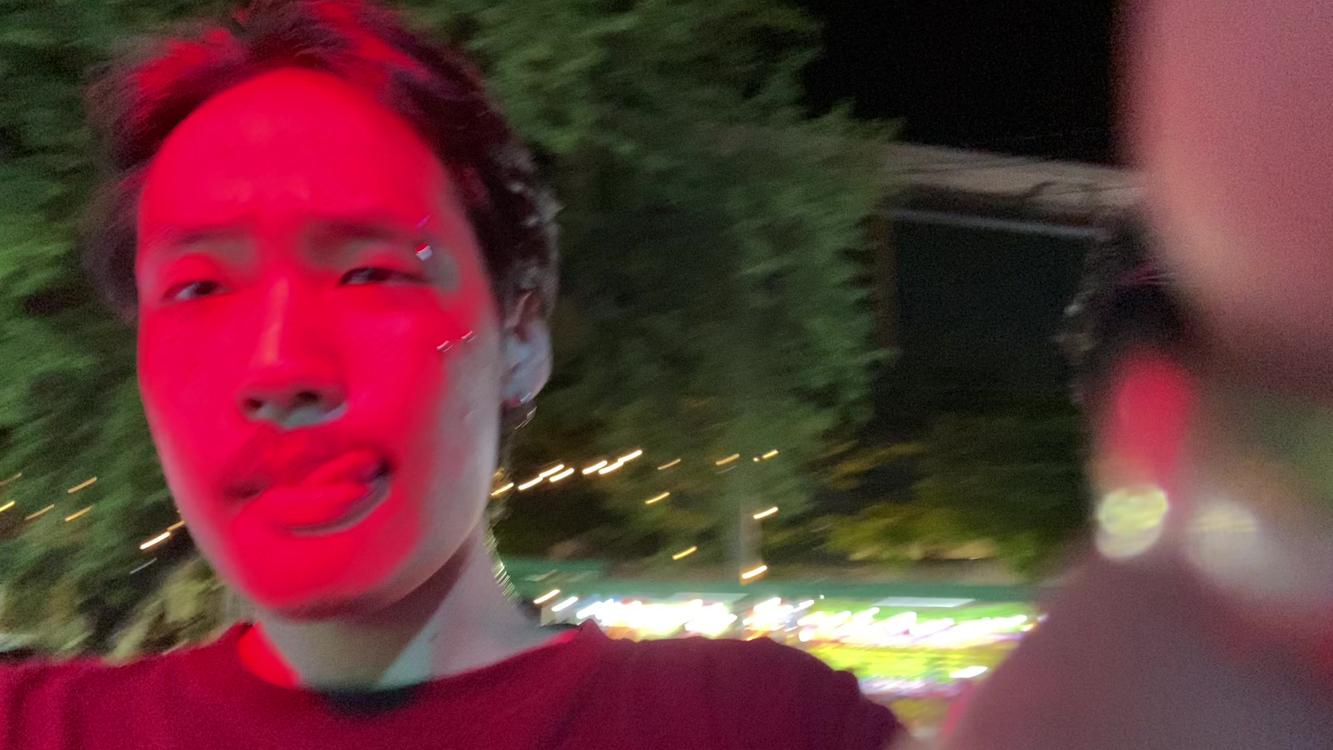 @ยุงบินวน