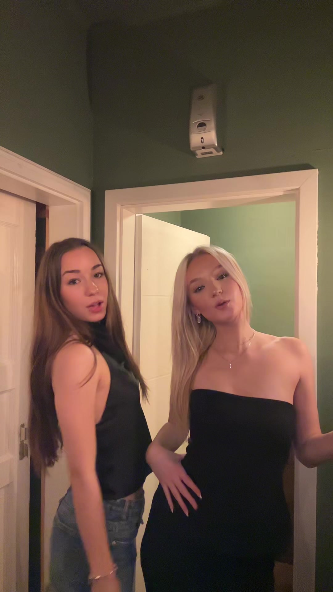 @Emma