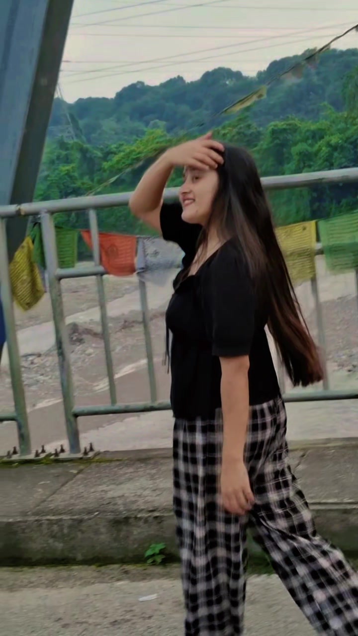 @it's benisha🤎🙊🙈